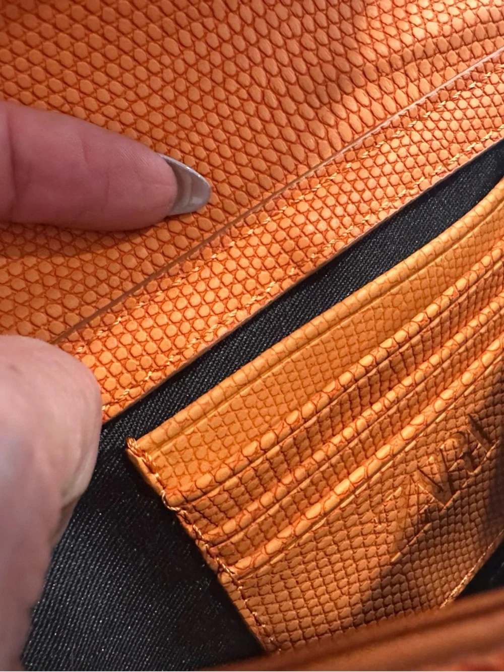 Zara Orange Embossed Crossbody Top-Handle Bag - Picture 4 of 7